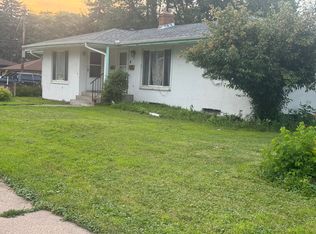 1379 Idaho Ave E, Saint Paul, MN 55106