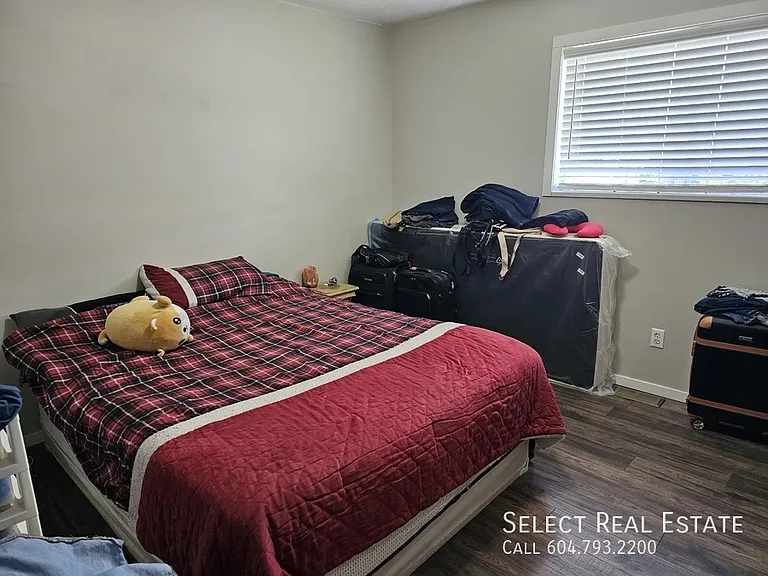 9170 Coote St #B — Photo 24