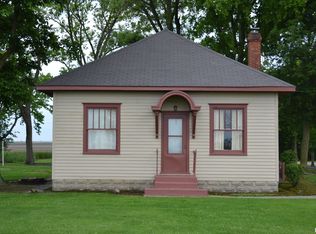 11975 Shattuc Rd, Centralia, IL 62801