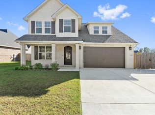 5845 Sylvester St, Ocean Springs, MS 39564