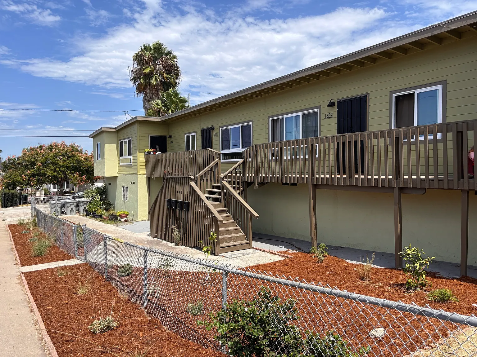 2 bed, 729 sqft, $2,150 — Photo 1