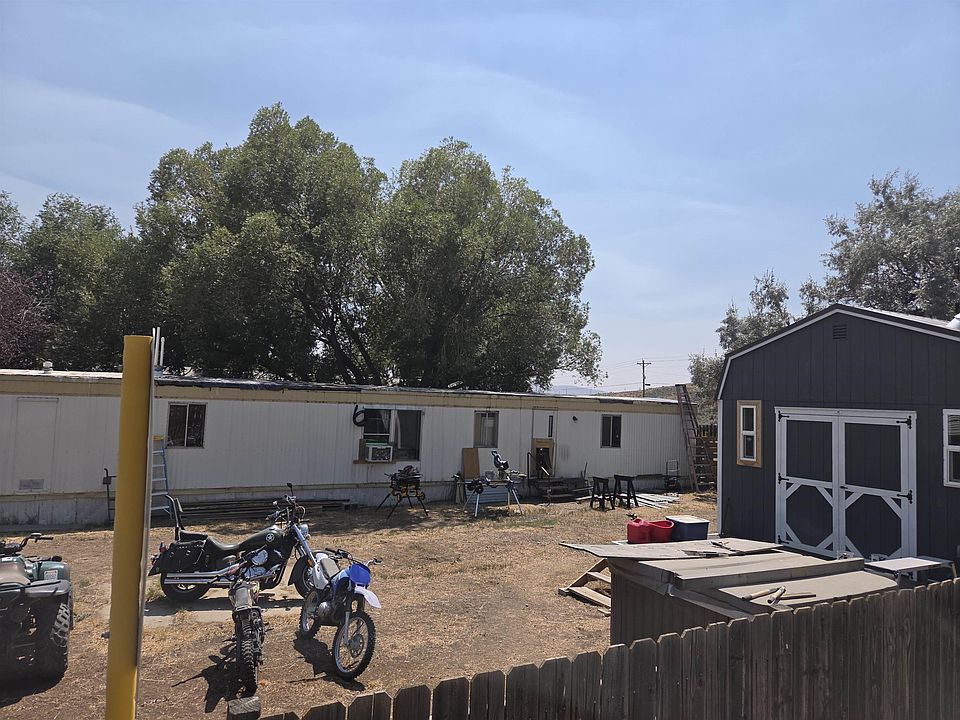 1st image of 886 Aspen Ave