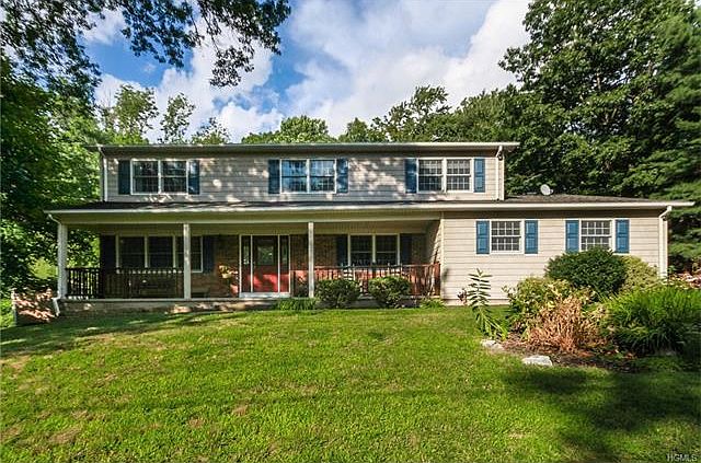 1st image of 6 Vermeer Ct