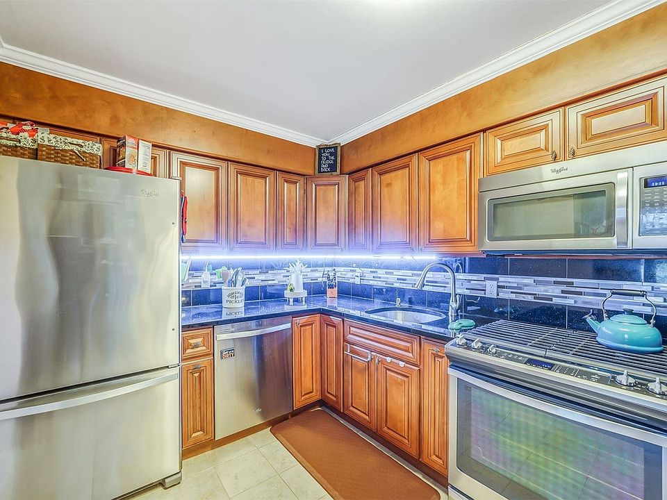 1st image of 6 Cypress Court #6