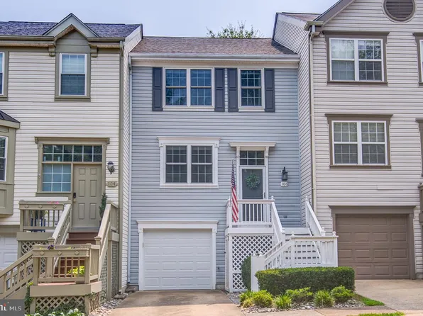 106 Hackley Ct, Purcellville, VA 20132