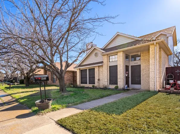 2548 Winter Oak St, Dallas, TX 75227