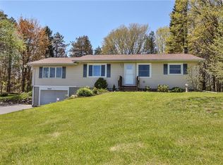 3607 Daansen Rd, Walworth, NY 14568