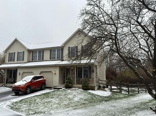 342 Sioux Ct, Sinking Spring, PA 19608