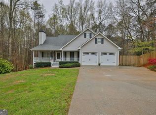 101 Barrett Springs Dr, Canton, GA 30115
