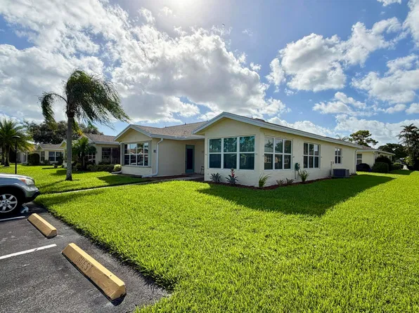 5289 LAKEFRONT Boulevard #C, Delray Beach, FL 33484
