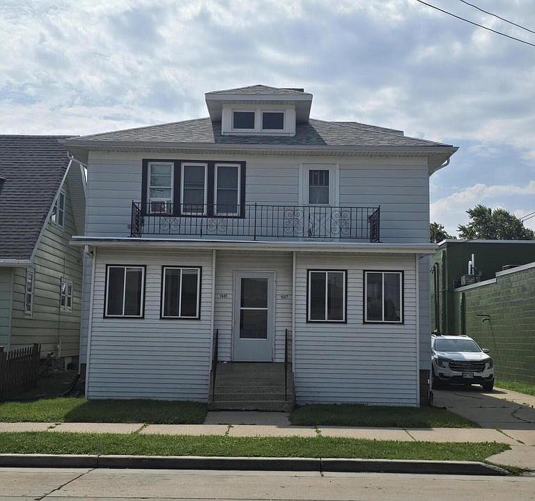 1st image of 1605 Yout STREET