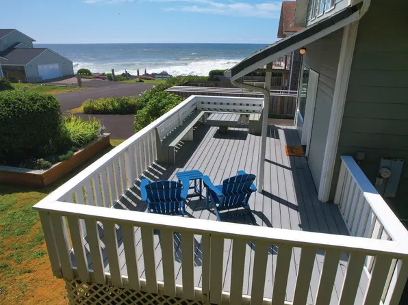 71 Surfside Dr, Yachats, OR 97498