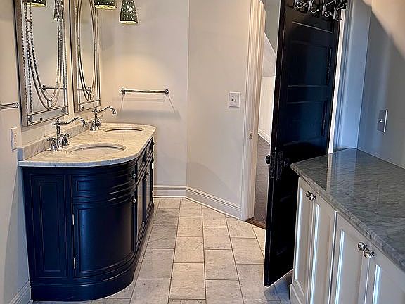 Upstairs master bath