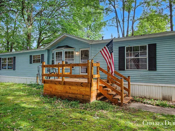630 Schultz St NW #87, Sparta, MI 49345