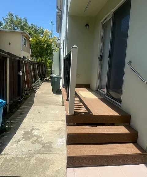 712 Prospect Row — Photo 17