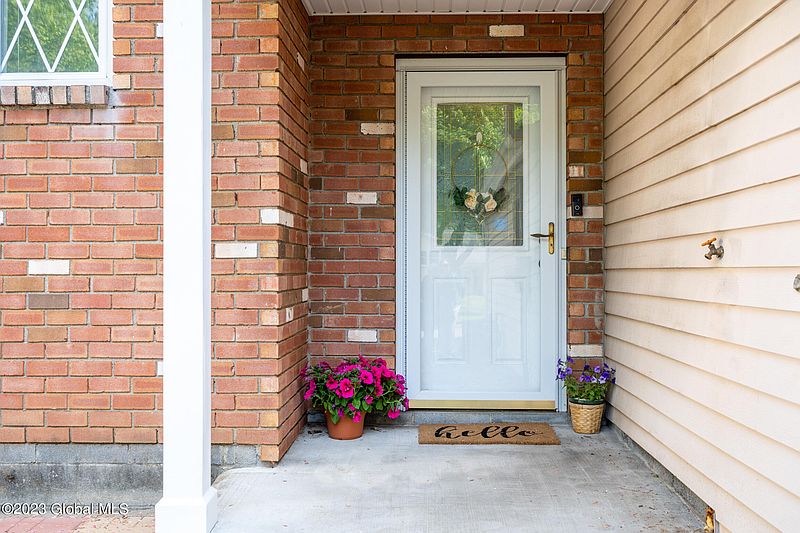 3rd image of 22 Willard Drive