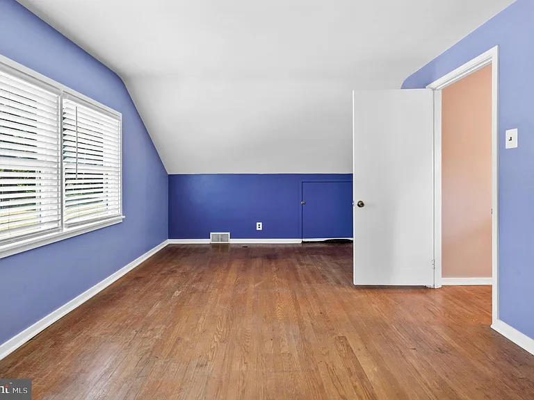 1457 Meetinghouse Rd — Photo 23