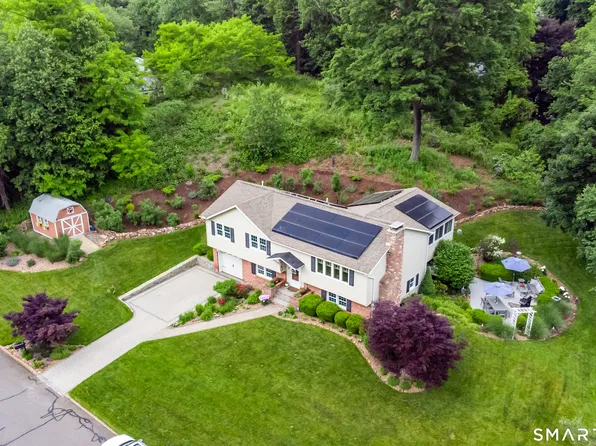 20 Stacy Court, Cheshire, CT 06410