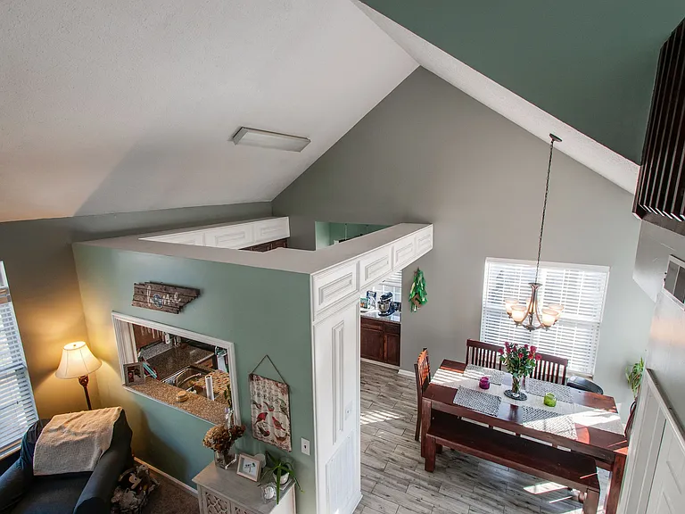 5807 Avalon Ct — Photo 5
