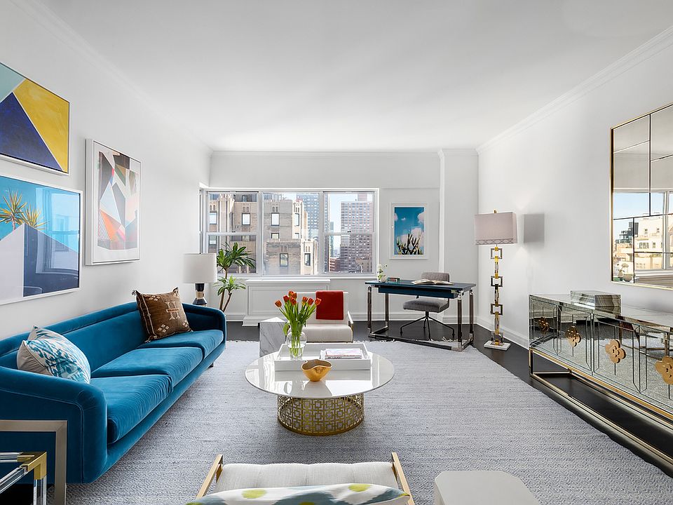 1st image of 2 5th Ave APT 20A