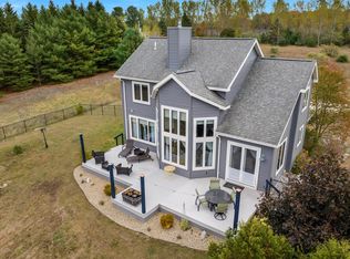 6536 Indian Hill Rd, Honor, MI 49640