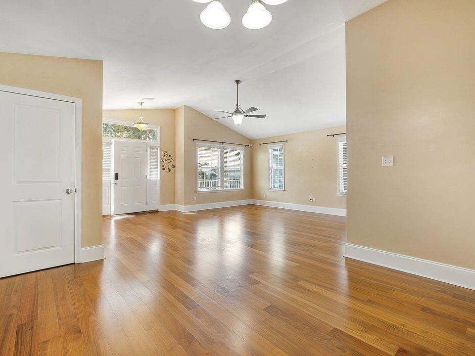 1st image of 978 Indigo Creek Way
