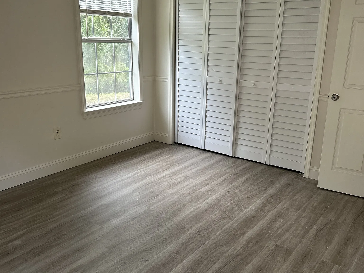207 McDonald Dr - 1 — Photo 2