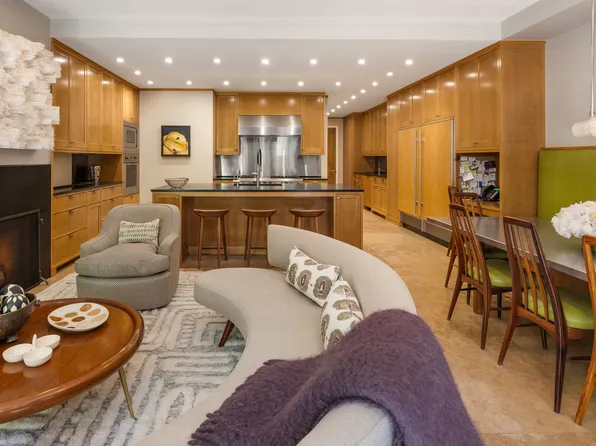 4 East 73rd Street image 4 of 31