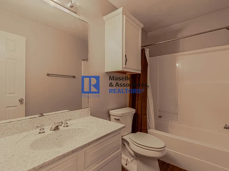 624 Post Oak Pl — Photo 26