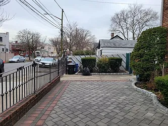 Rented by Bouklis Group