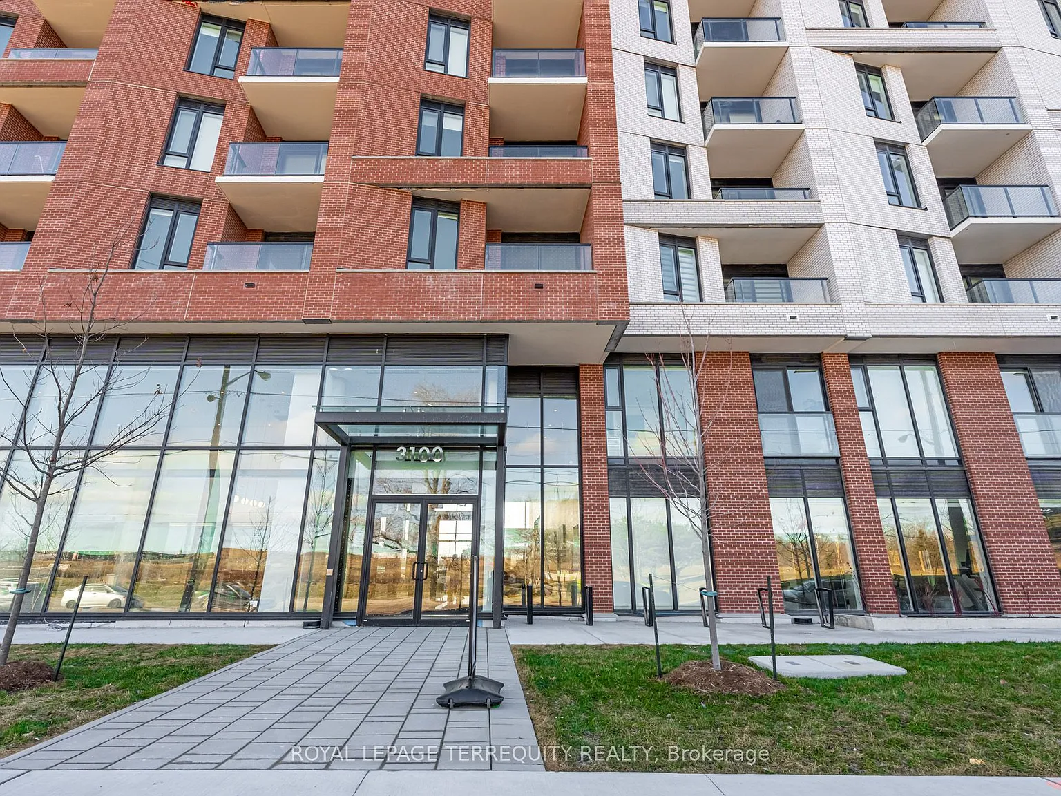 2 bed, $2,200 — Photo 1