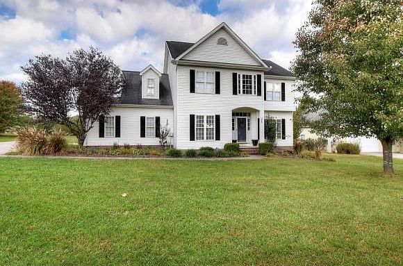 1st image of 359 Wiltshire Dr