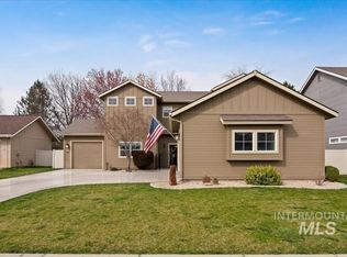 191 S Spring Lake Way, Star, ID 83669