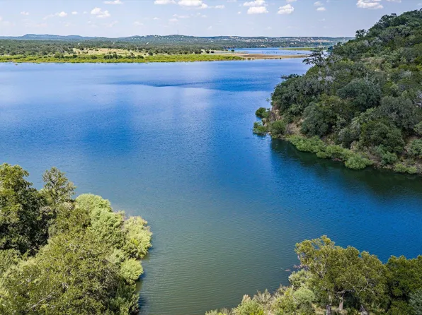 106 Center Cv. ii Loop, Spicewood, TX 78669