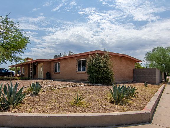 5th image of 7306 E Victoria Dr