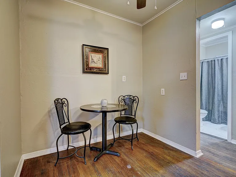 1201 NW 31st St. — Photo 11