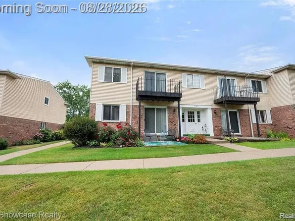 5283 Highland Rd Unit 206, Waterford, MI 48327