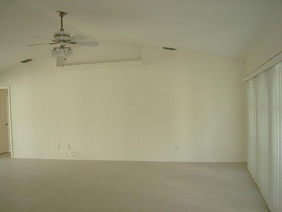 4th image of 22377 Buffalo Ave