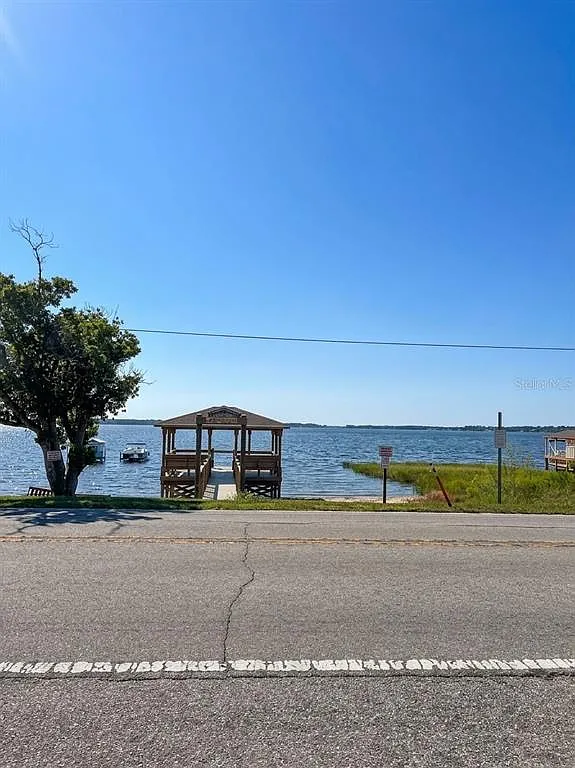 2 bed, 2.0 bath, 1314 sqft, $2,300 — Photo 3