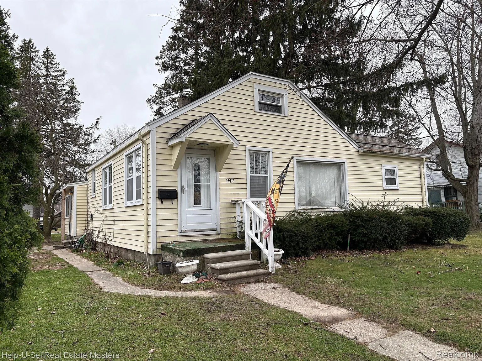 947 Waterloo St photo 1