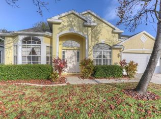 1802 Tangledvine Dr, Zephyrhills, FL 33543