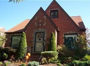 6149 Stanbury Rd, Parma, OH 44129