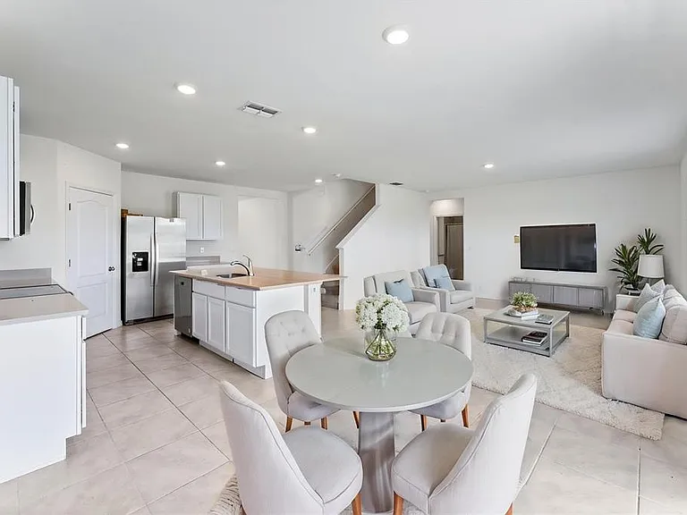 5038 Foxglove Cir — Photo 14