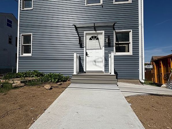 128 Jewett St
