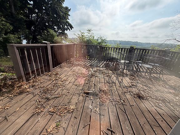 2nd image of 1708 Moonglow Rd