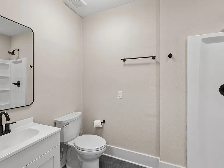 2834 Pearl St — Photo 34