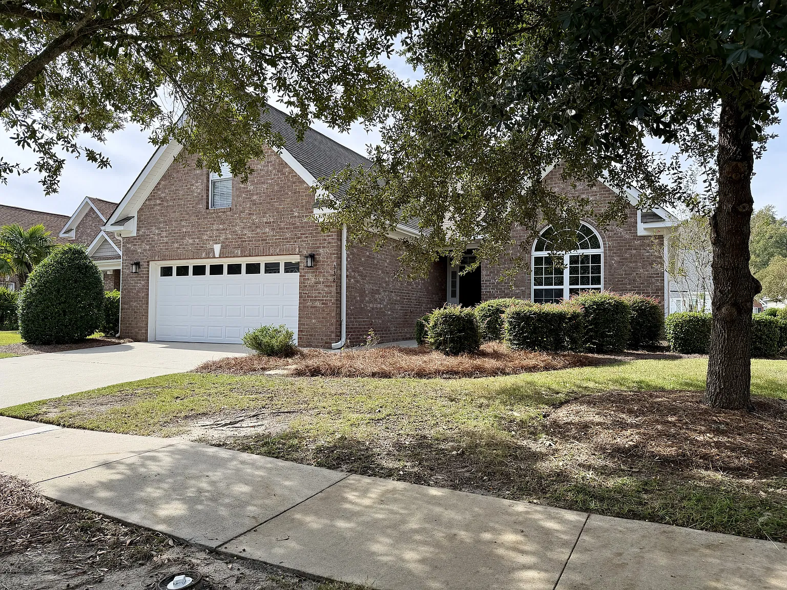 4 bed, 2382 sqft, $2,735 — Photo 4