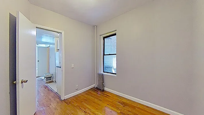 Rented by Bond New York | media 5