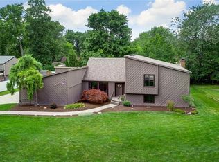 1388 Ambridge Rd, Dayton, OH 45459