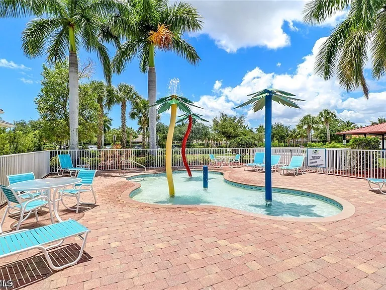 14214 Manchester Dr — Photo 40